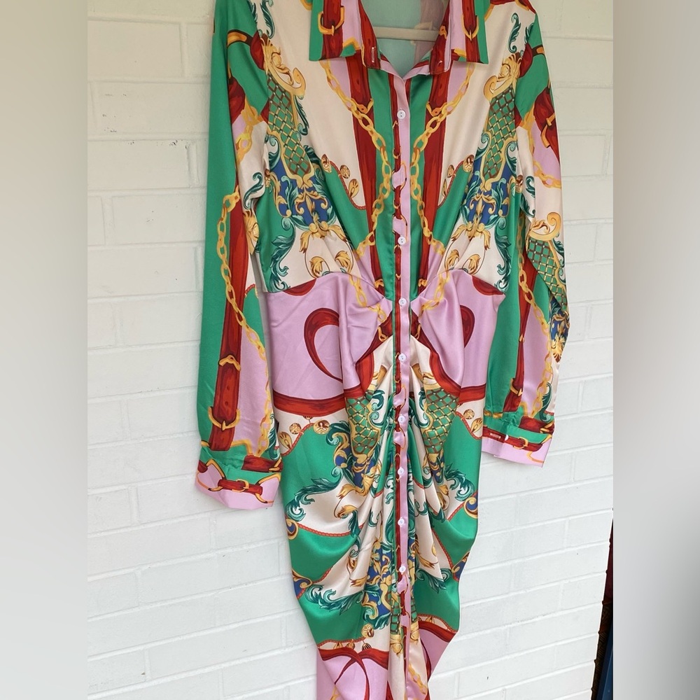 NWOT HER BOTTARI Vibrant Patterned Button-Up Shirt Dress Scarf Print Size L - Picture 15 of 16